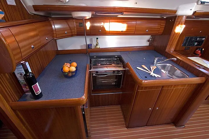 Bavaria 49 - 