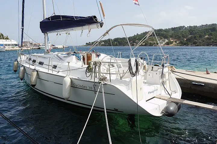 Beneteau Cyclades 39.3 - Exterior (photo taken 2019)