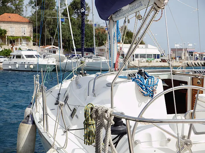 Beneteau Cyclades 39.3 - Exterior (photo taken 2019)