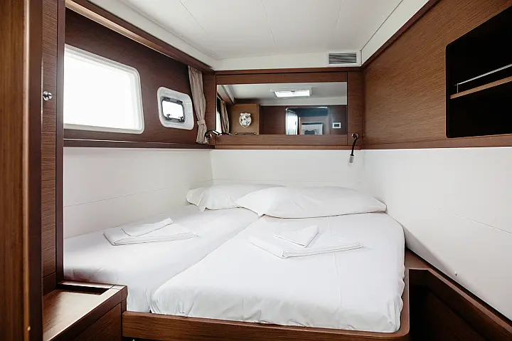Lagoon 450 Fly - cabina