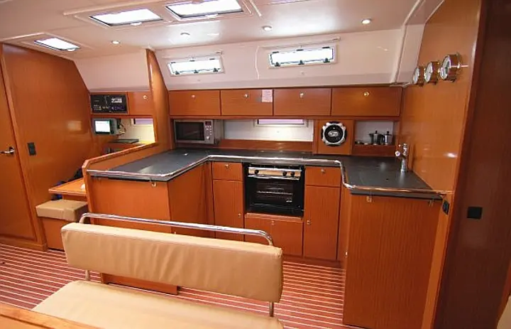 Bavaria Cruiser 50 - 