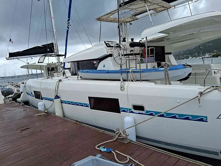Lagoon 42 - 
