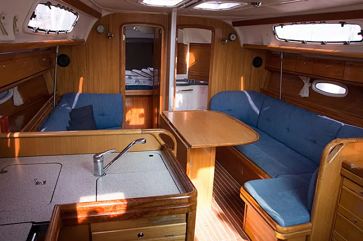 Bavaria 38 Cruiser - 