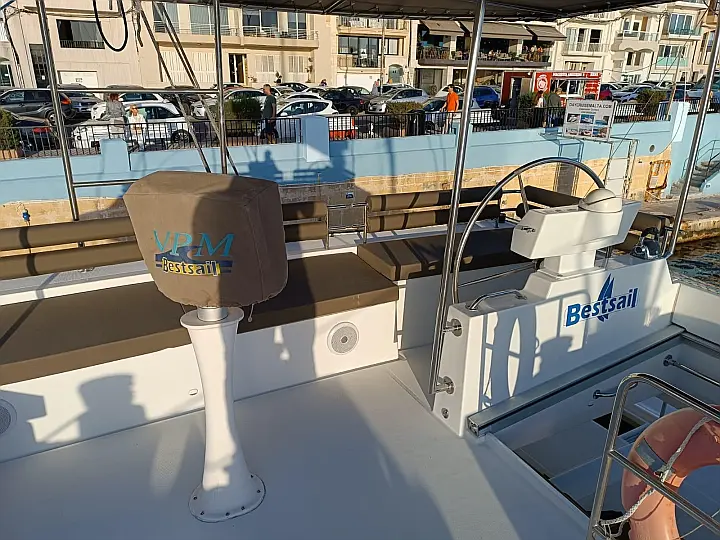 Lagoon 620 - Upper Deck