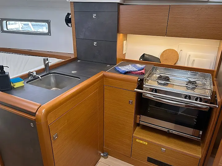 Sun Odyssey 349 - 