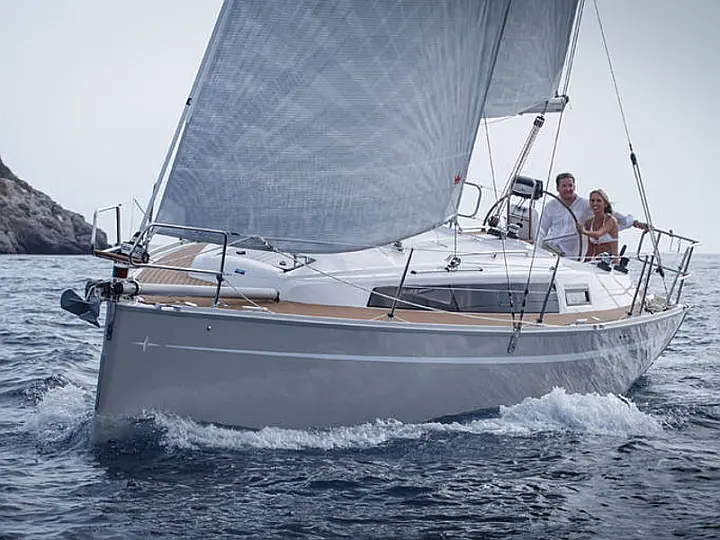 Bavaria Cruiser 33 - 