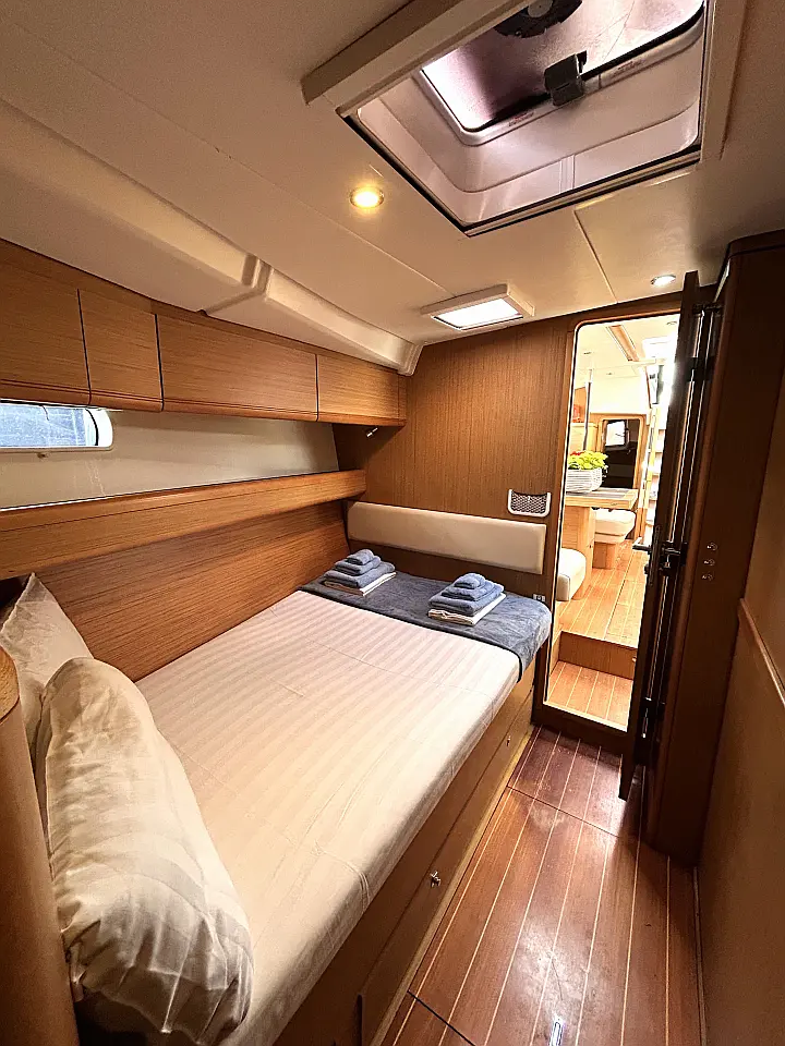 Jeanneau 57 - 