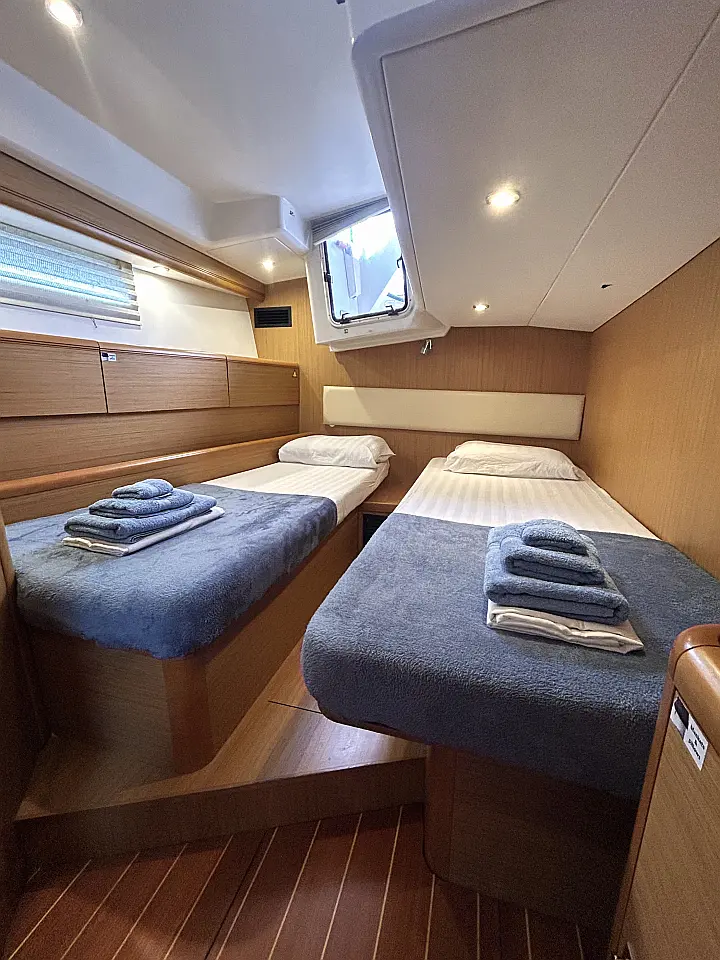 Jeanneau 57 - 