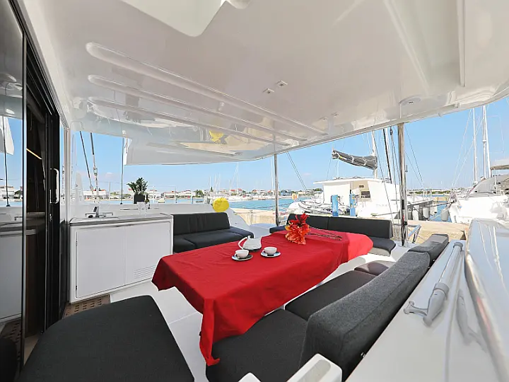 Lagoon 50 - 