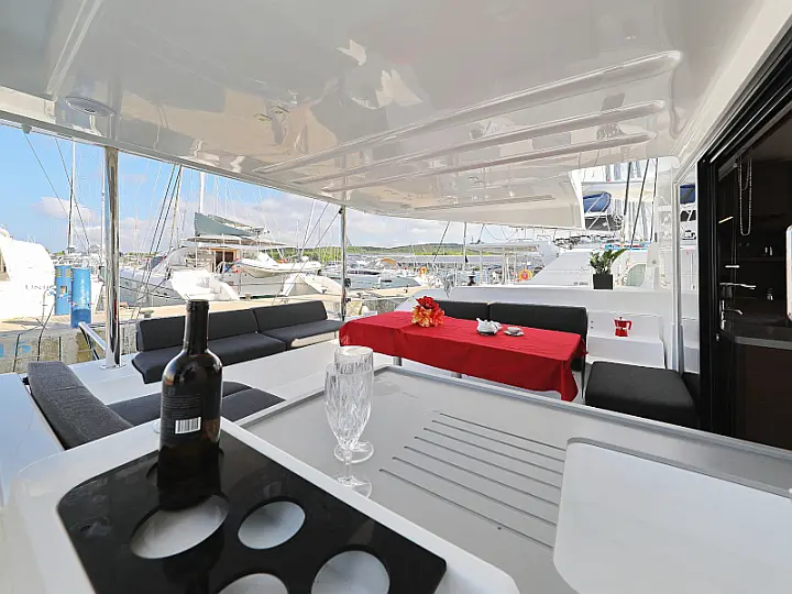 Lagoon 50 - 