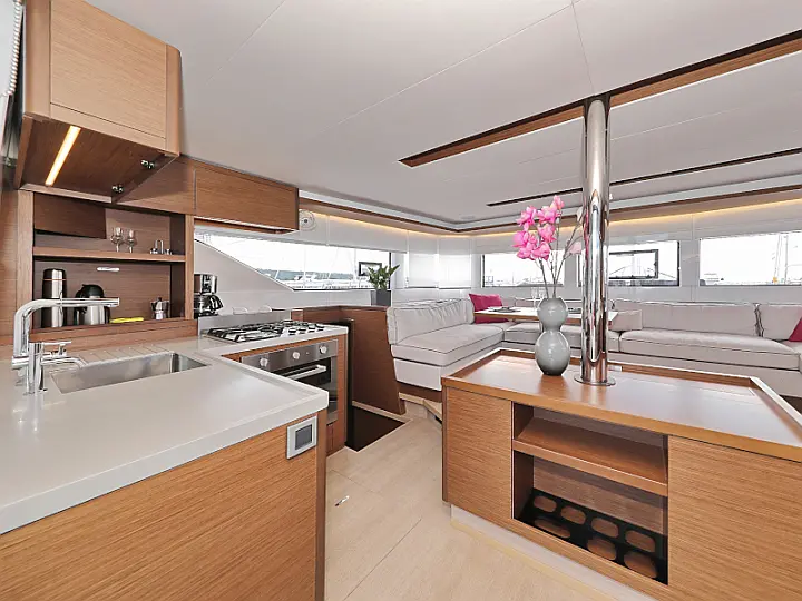 Lagoon 50 - 