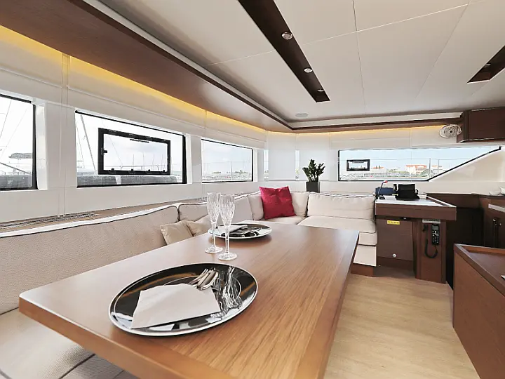 Lagoon 50 - 