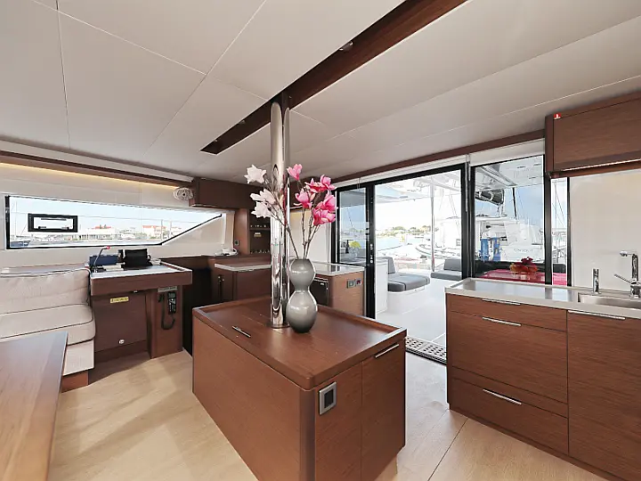 Lagoon 50 - 