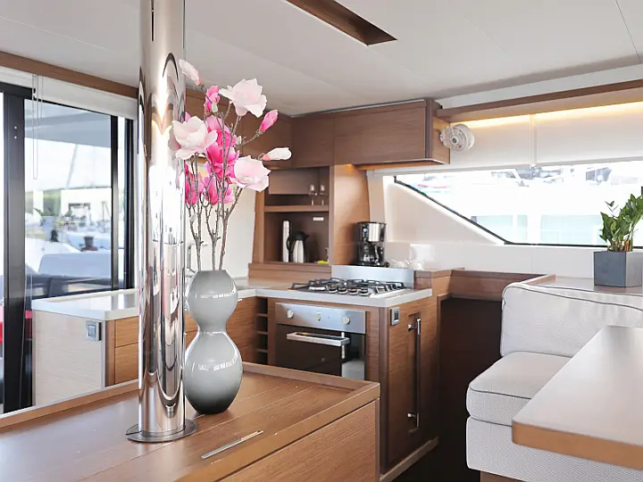 Lagoon 50 - 
