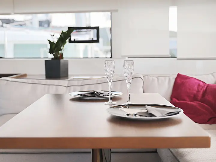 Lagoon 50 - 