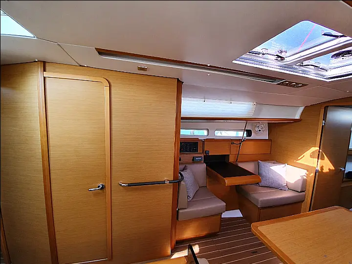 Jeanneau Sun Odyssey 409 - 