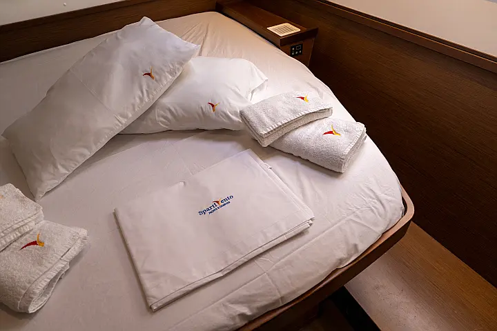 Lagoon 42 - Cabin