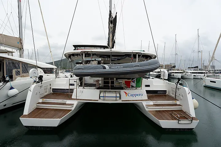 Lagoon 42 - 