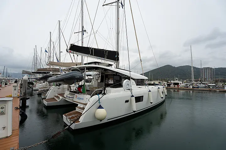 Lagoon 42 - 