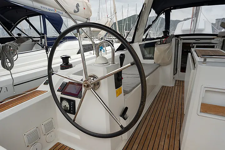 Oceanis 38.1 - 