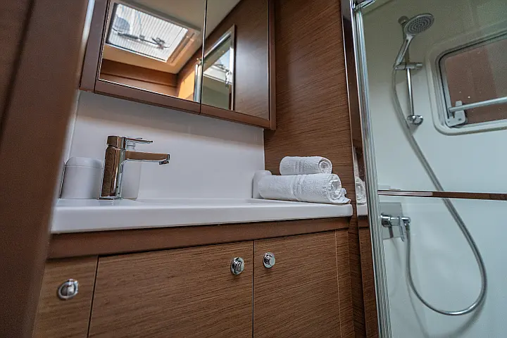 Lagoon 52F - Cabin