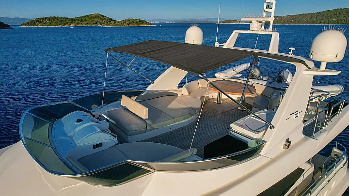 Azimut 75 Fly - 