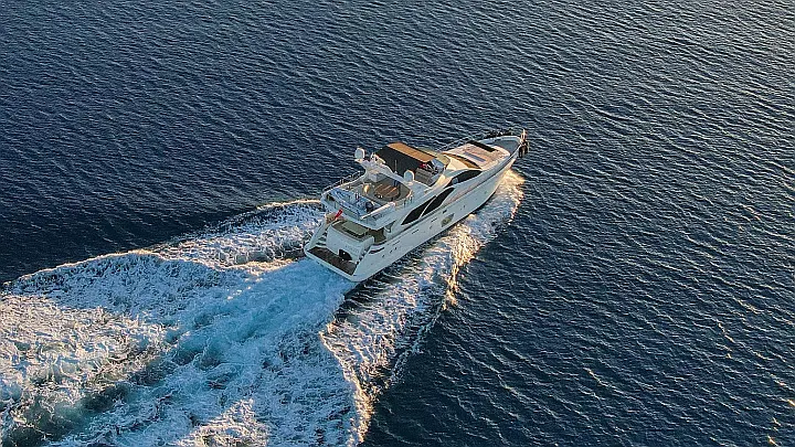 Azimut 75 Fly - 