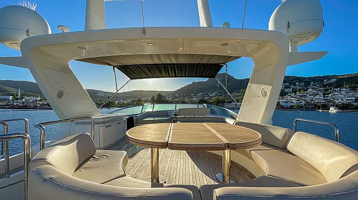 Azimut 75 Fly - 