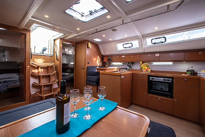 Bavaria Cruiser 51 - 