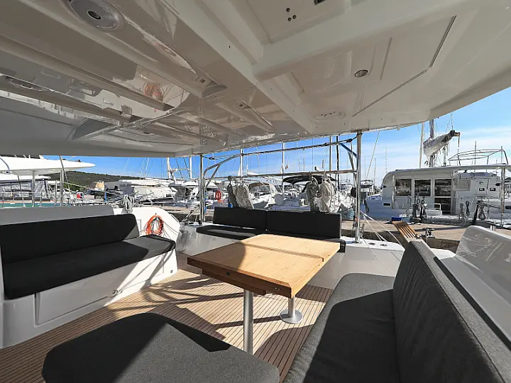 Lagoon 46  - 