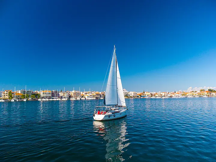 Bavaria 37 Cruiser - ext 2