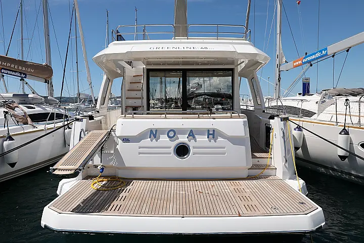 Greenline  48 Fly - 