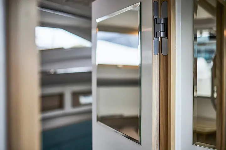 Maxus 35 (see with our base extra options availability as Air Conditioned) - 