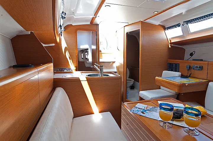 Sun Odyssey 33i - 