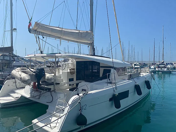 Lagoon 42 - 