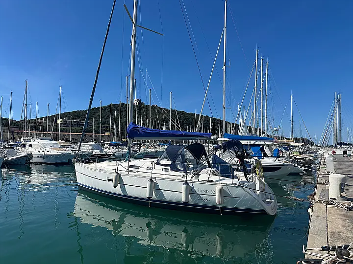 Oceanis 323 Clipper - 