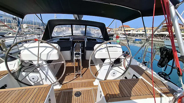 Hanse 458 - 