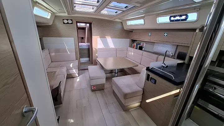 Hanse 458 - 