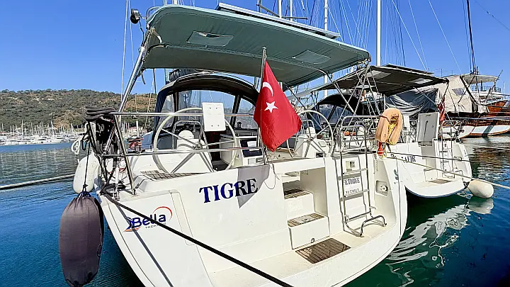 Beneteau Oceanis 40 Tigre - 