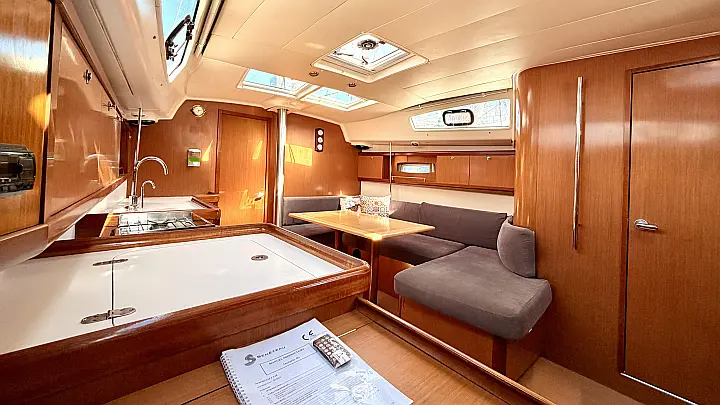 Beneteau Oceanis 40 Tigre - 