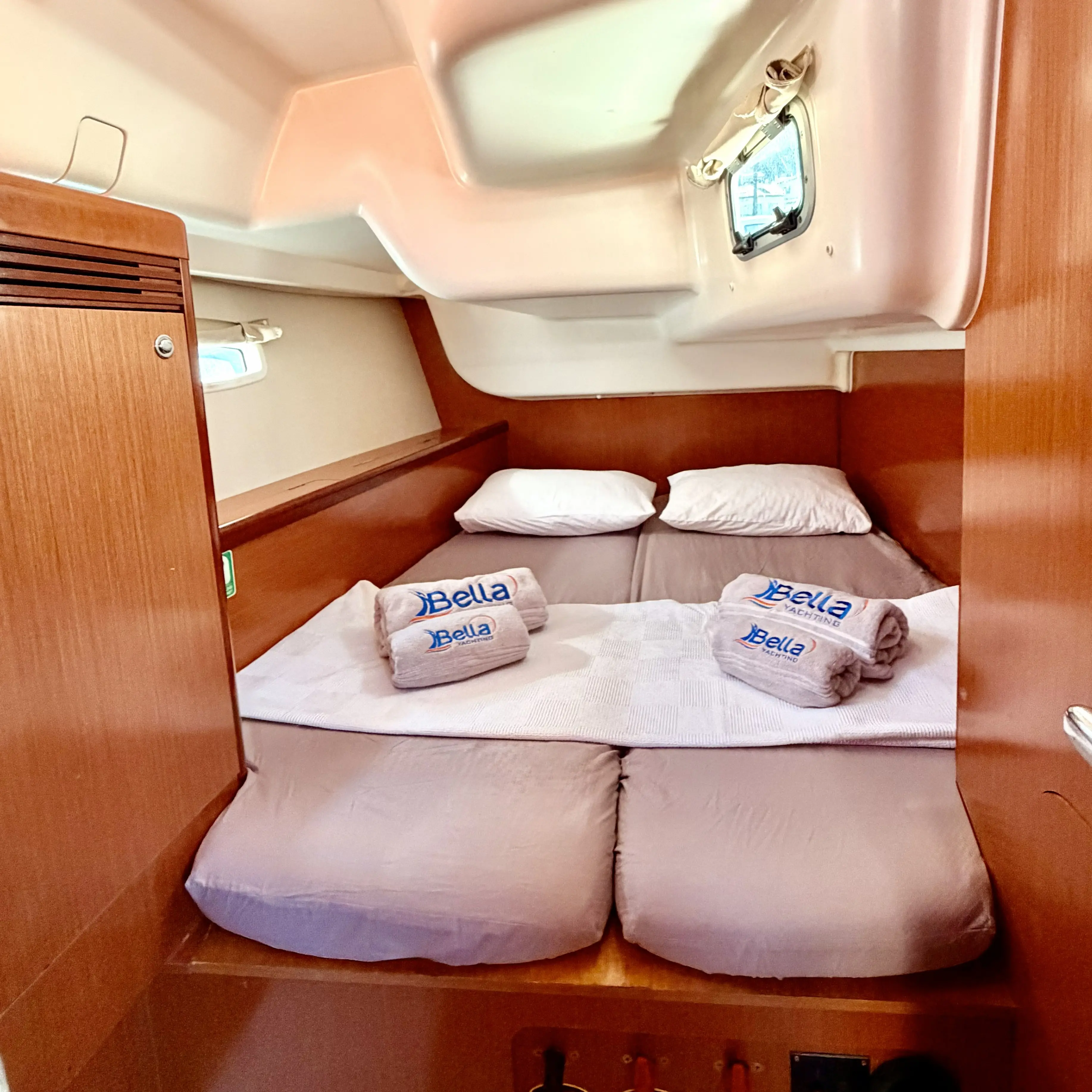 Beneteau Oceanis 40 Tigre - 