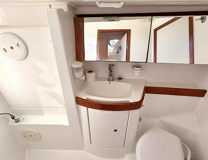 Beneteau Oceanis 40 Tigre - 