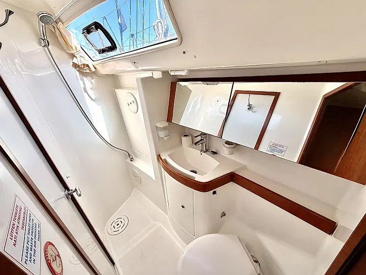 Beneteau Oceanis 40 Tigre - 