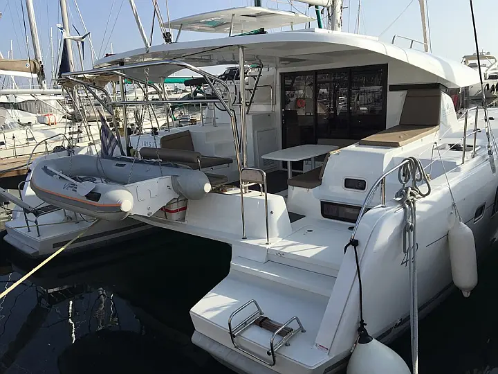 Lagoon 42 - 