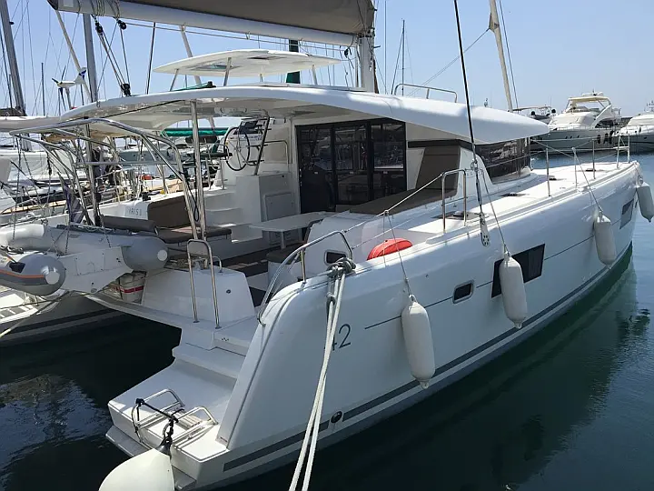 Lagoon 42 - 