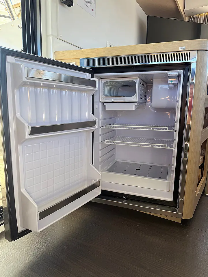 Lagoon 42 owner version - 