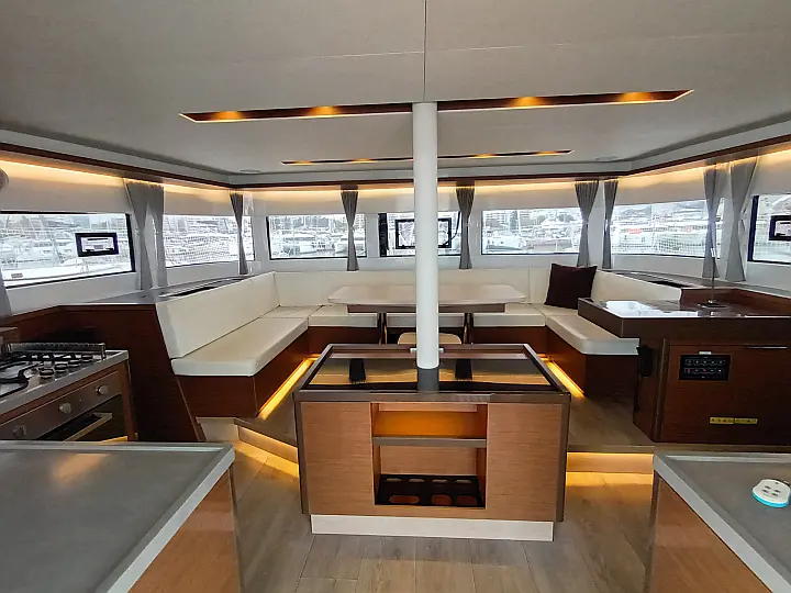 Lagoon 50 - 