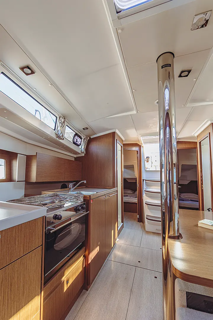 Oceanis 38.1 - 