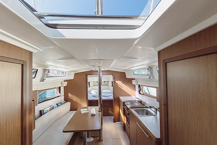 Oceanis 38.1 - 