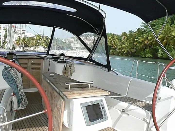 Oceanis 54  - Deck 2